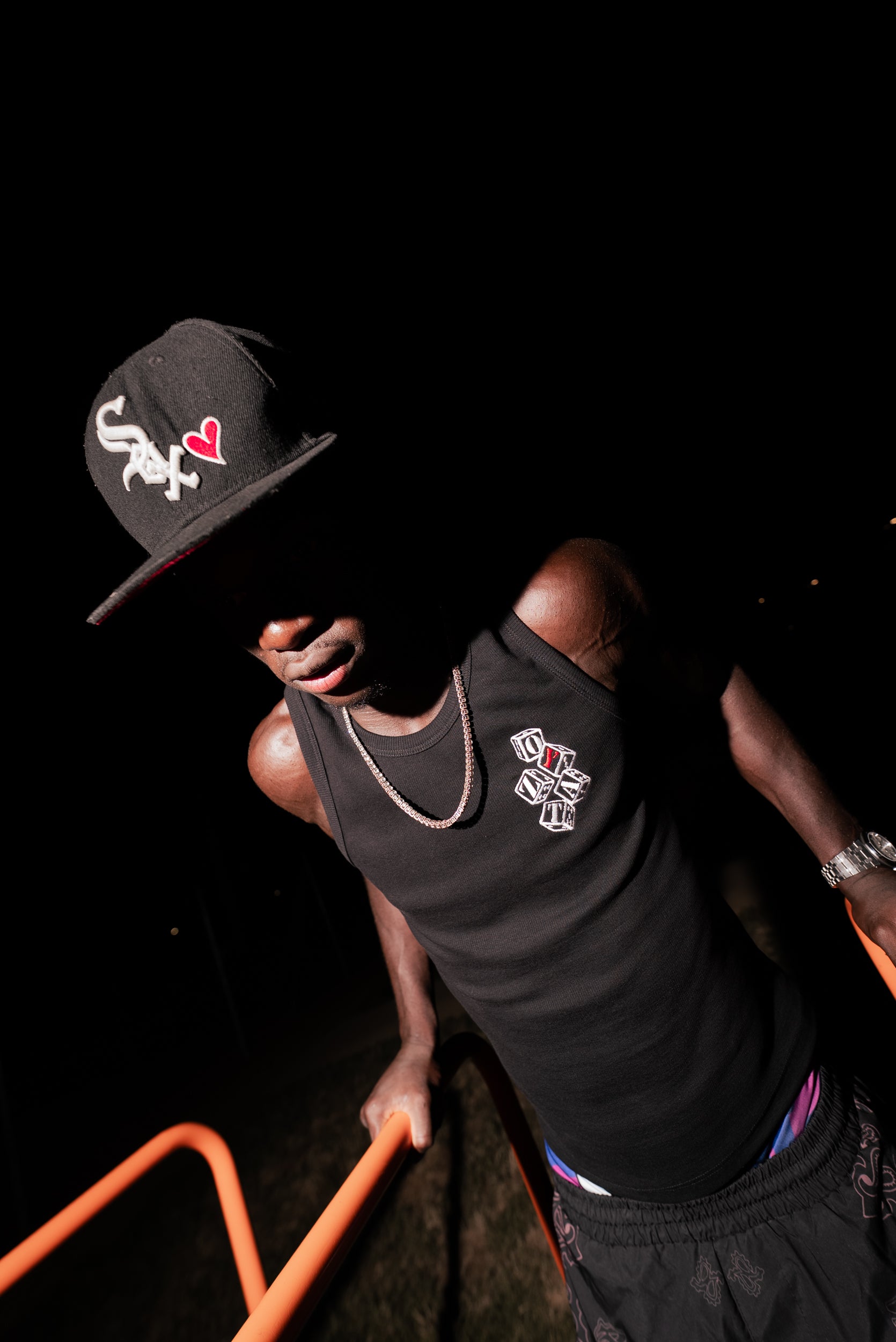 BET ON YOURSELF TANK BLACK